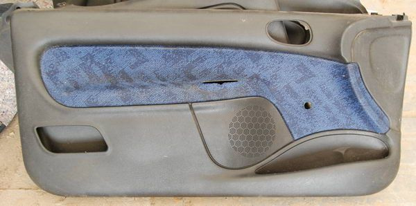 Peugeot 206 3D tapicerka drzwi LEWA