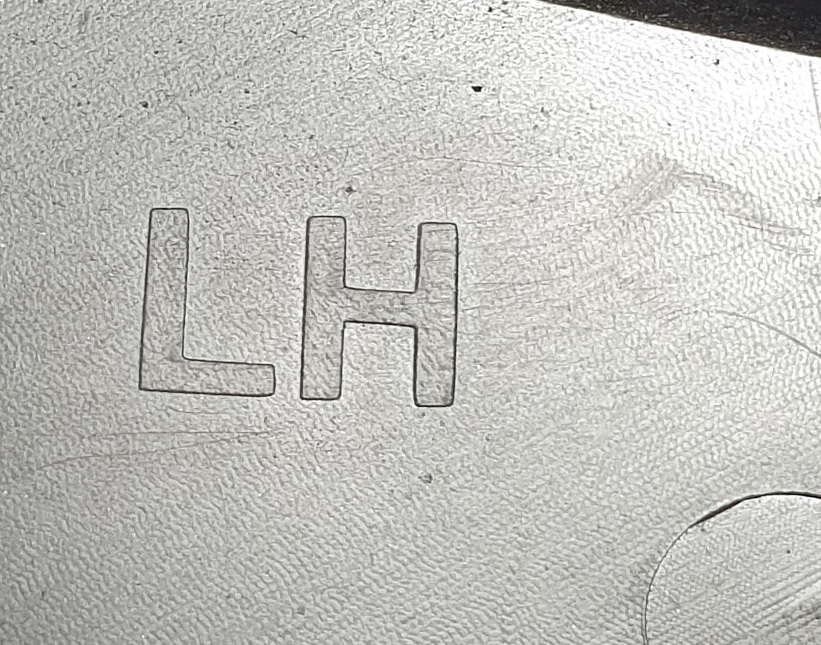 BMW X5 F15 F85 mocowanie ślizg błotnika przód lewy 7337093 ORG NOWY