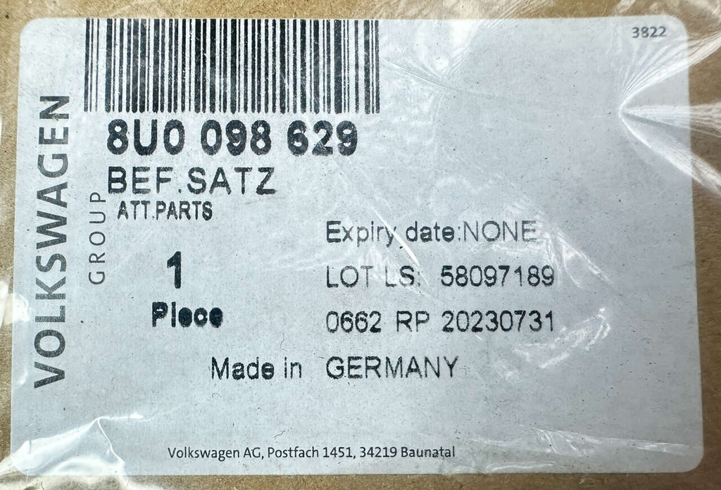 Audi Q3 2012-2018 zestaw mocowań nadkola 8U0098629 NOWY ORYGINAŁ