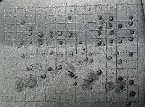 Trafic III Vivaro mocowanie halogenu prawe 269112699R