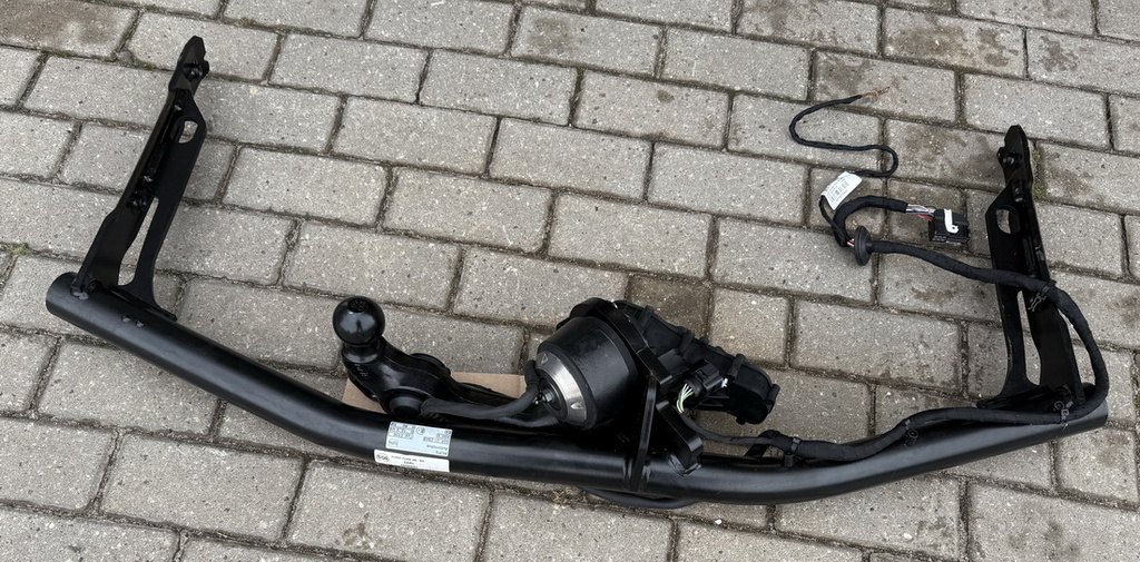 Cupra Formentor elektryczny hak holowniczy 5FF803880A ORYGINAŁ