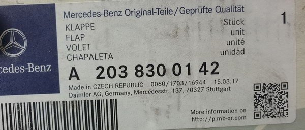 Mercedes C W203 kratka wentylacyjna A2038300142 ORG NOWA