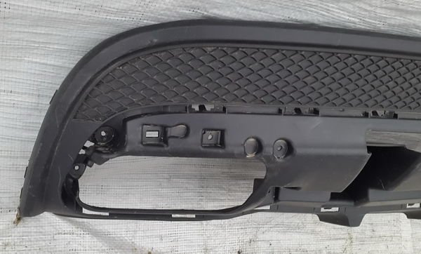 Mercedes GLA 45 AMG W156 kratka tył A1568853025