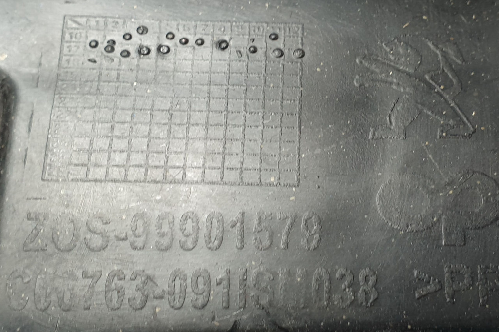 Peugeot 308 II T9 odbój absorber przód lewy G-56962 AA38248514 ORYGINAŁ