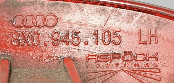 Audi A1 2011-2014 odblask tył lewy 8X0945105 ORG
