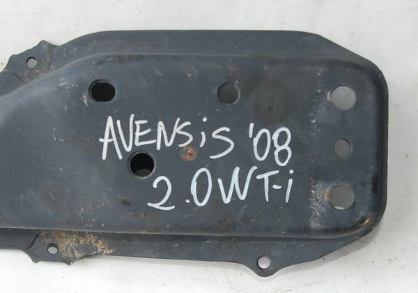 Toyota Avensis 2.0 VVT-i belka ława pod silnik