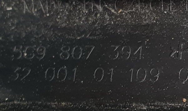 VW Golf VII Kombi ślizg tył tylny prawy 5G9807393
