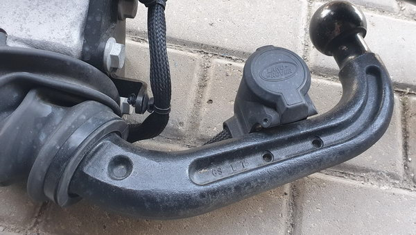 Range Rover Sport elektryczny hak holowniczy LK7M-17K817-BD