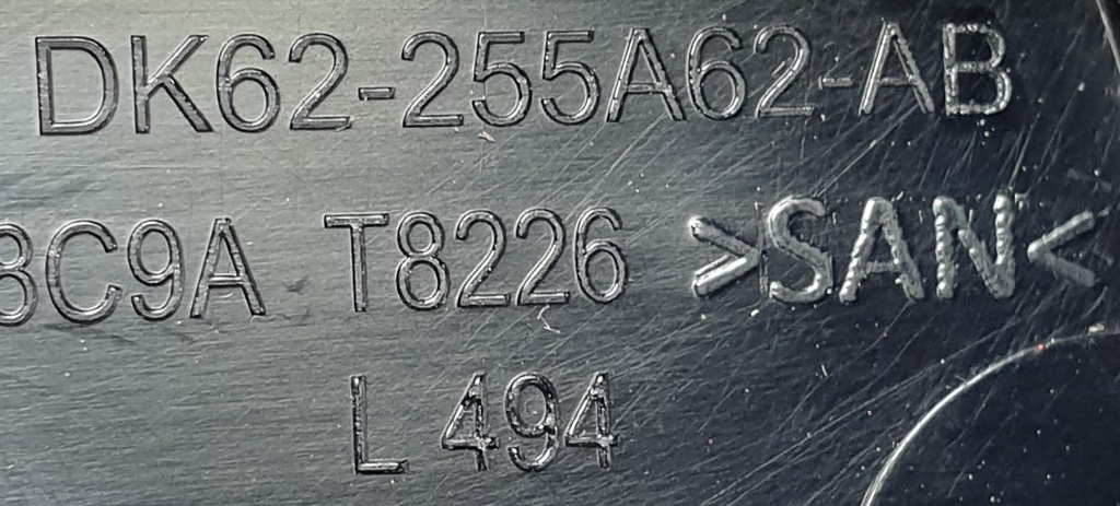 Range Rover Sport L494 trójkąt osłona drzwi tył prawa DK62-255A62-AB NOWY ORYGINAŁ