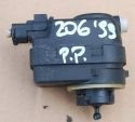 Peugeot 206 silniczek lampy przedniej