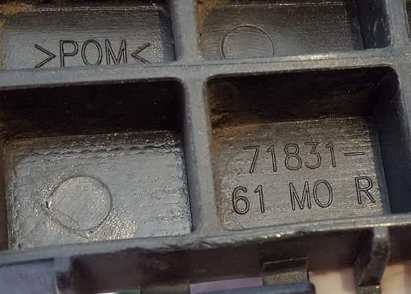 Suzuki SX4 S-Cross ślizg tył tylny prawy 71831-61M0R ORG