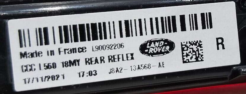 Range Rover Velat L560 odblask tył prawy J8A2-13A568-AE ORYGINAŁ