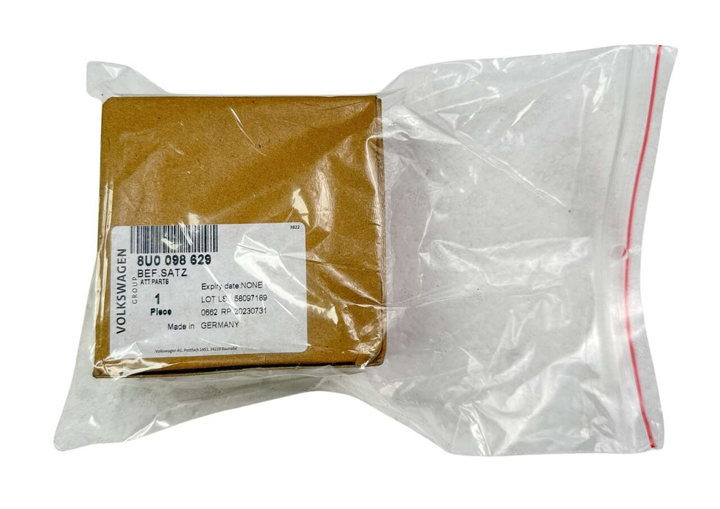 Audi Q3 2012-2018 zestaw mocowań nadkola 8U0098629 NOWY ORYGINAŁ