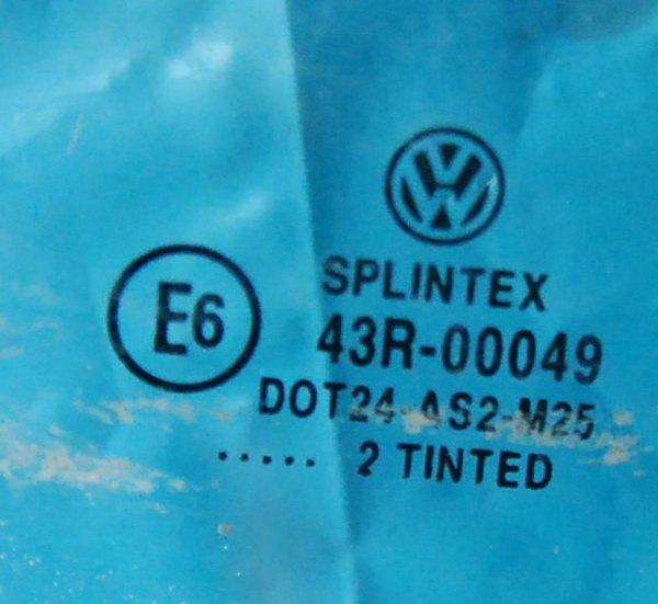 VW Golf IV '02 5D szyba TYLNA PRAWA