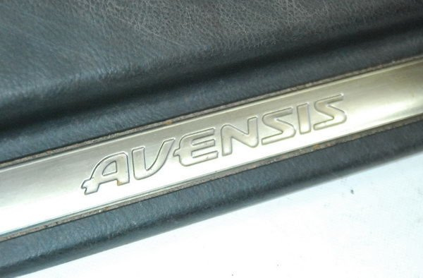 Toyota Avensis Kombi '08 llistwa osłona progu