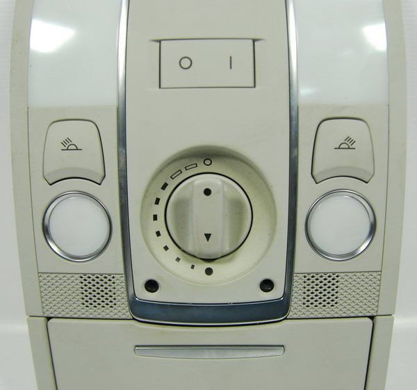 Audi A6 C6 4F0 2007 panel oświetlenia kabiny 4F0947135