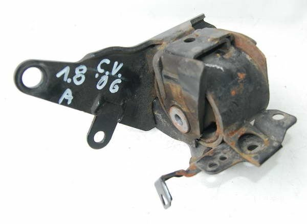 Toyota Corolla Verso 1.8 2006 Łapa poduszka silnika