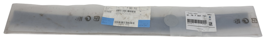BMW i3 uszczelka drzwi tył 51767301751 NOWY ORYGINAŁ