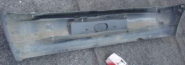 Renault Clio I zderzak tył tylny