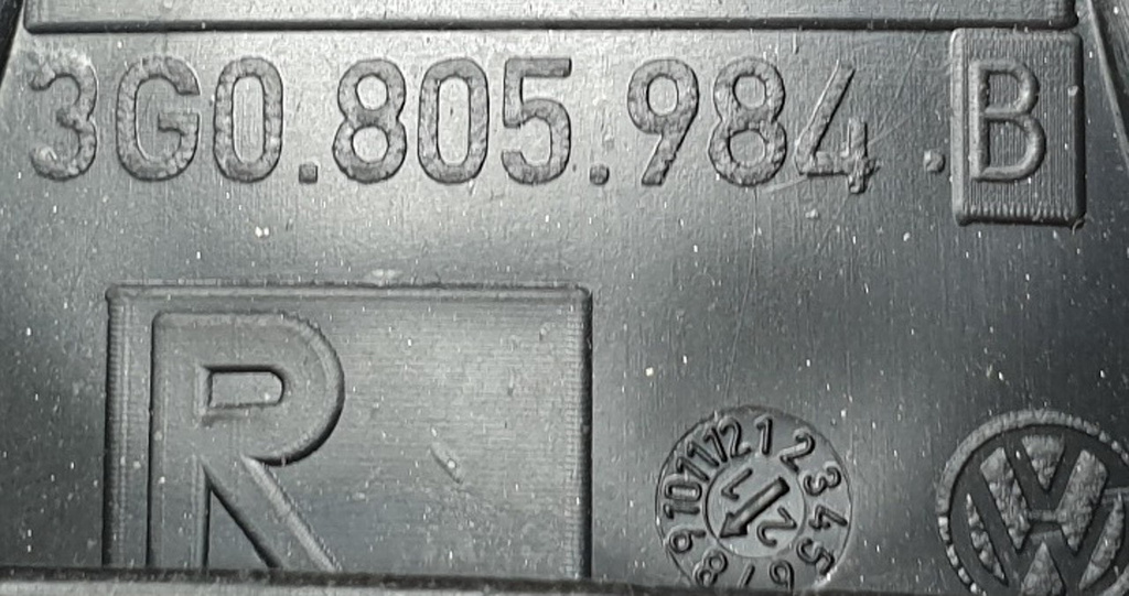 VWPassat B8 zaslepka nadkola prżód prawa 3G0805984B ORG NOWA