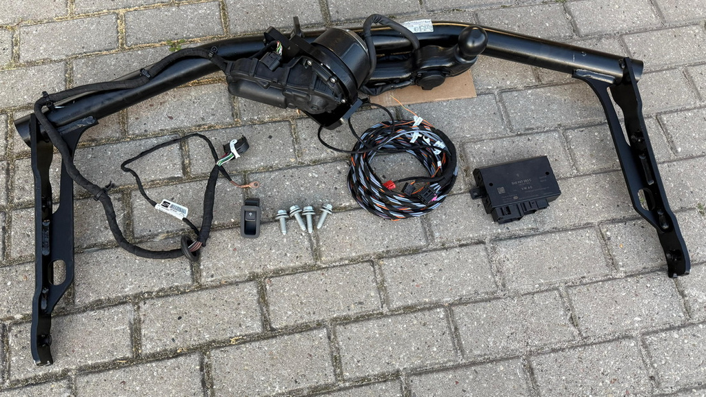 Cupra Formentor elektryczny hak holowniczy 5FF803880A moduł śruby wiązki przycisk ZESTAW