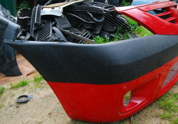 Dacia Logan zderzak przód przedni