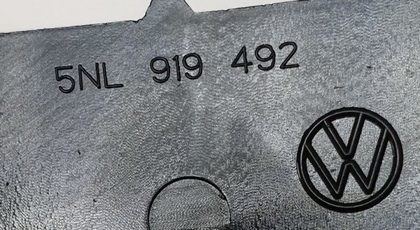 VW Tiguan ALLSPACE koszyk uchwyt czujnika PDC 5NL919492