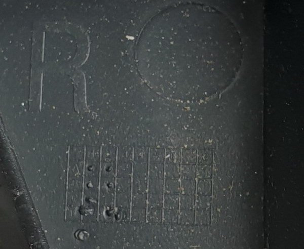 Range Rover Velar mocowanie ślizg tył prawy J8A2-17B930-AG ORG