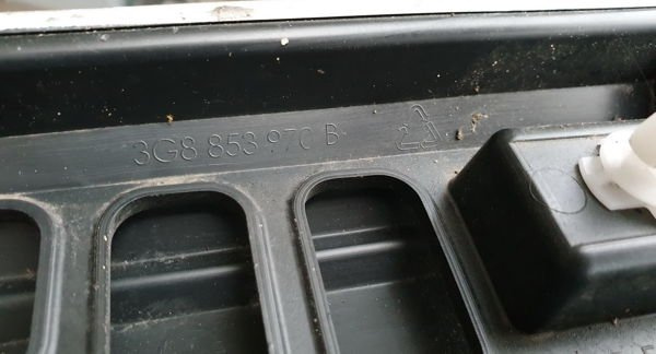 VW Arteon listwa chrom prżód przednia prawa 3G8853970B