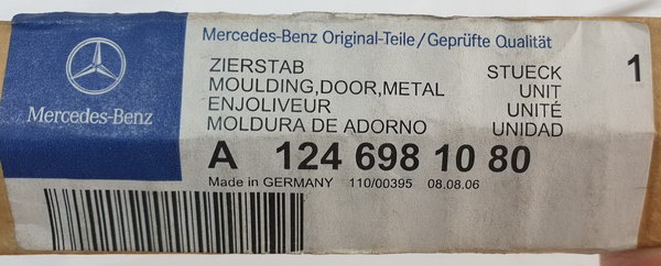 Mercedes 124 Coupe listwa tył prawa A1246981080 ORG NOWA