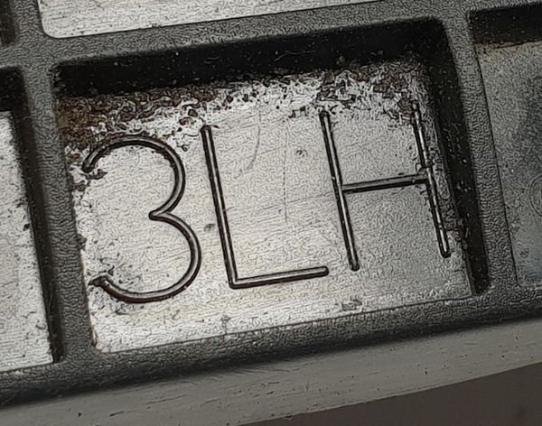 Toyota Auris II Kombi ślizg tył tylny lewy 52576-02100