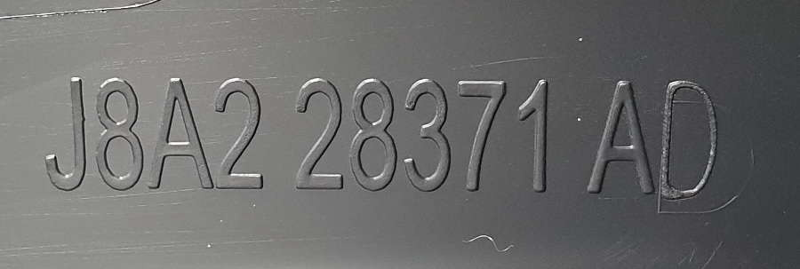 Range Rover Velar listwa błotnika i wnęki koła tył lewa J8A2-28371-AD NOWY ORYGINAŁ