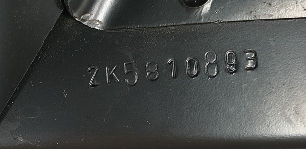 Caddy słupek fartuch tył lewy 2K5810893 NOWY ORYGINAŁ