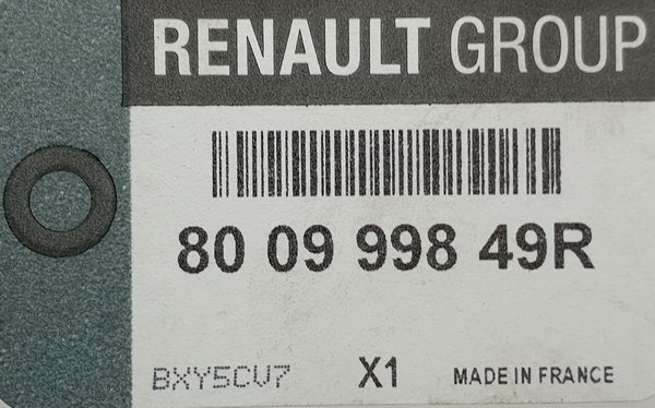 Renault Clio III spinki klipsy drzwi przód 800999849R NOWE