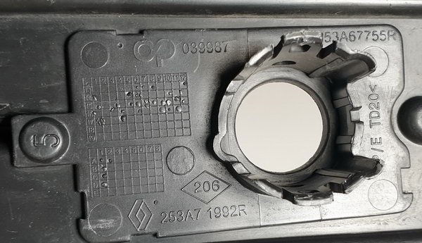Renault Espace V kratka przód prawa 622568681R