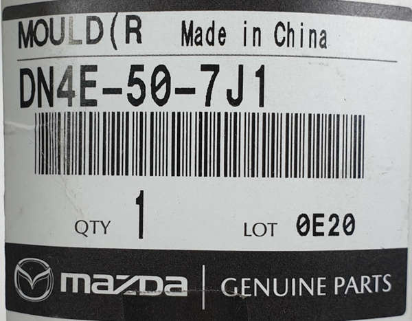 Mazda MX-30 listwa chrom przód prawa DN4E507J1 ORG NOWA
