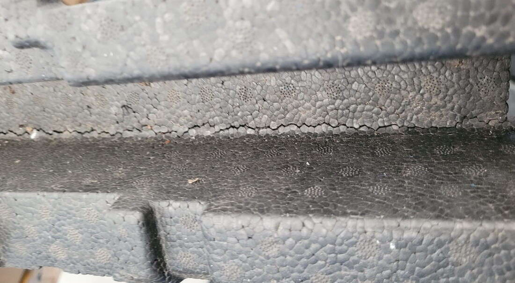 Peugeot 3008 II 2016- absorber przód 9811670480 ORYGINAŁ