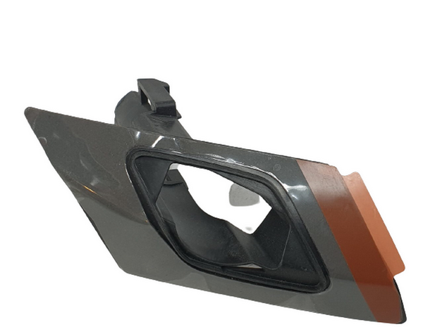 BMW F32 F33 mocowanie spryskiwacza prawego 8054924 ORG NOWE