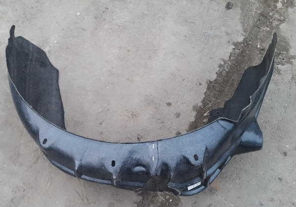 Audi A3 SEDAN nadkole tył tylne prawe 8V5810172C