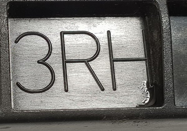 Toyota Auris II Kombi ślizg tył tylny prawy 52575-02100