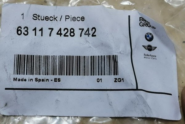 BMW X1 F48 ślizg uchwyt przód prawy 7428742 NOWY