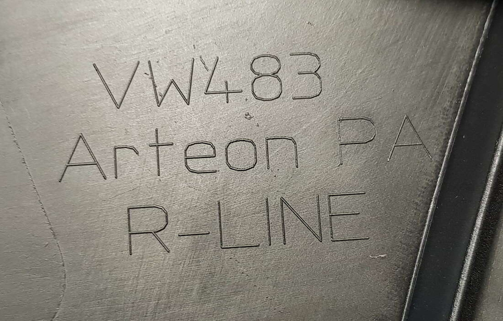 VW Arteon R-Line deflektor ślizg przód prawy 3G8807178F NOWY ORYGINAŁ