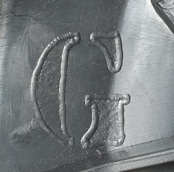 Renault Trafic III mocowanie halogenu LEWE 269167471R NOWY ORYGINAŁ