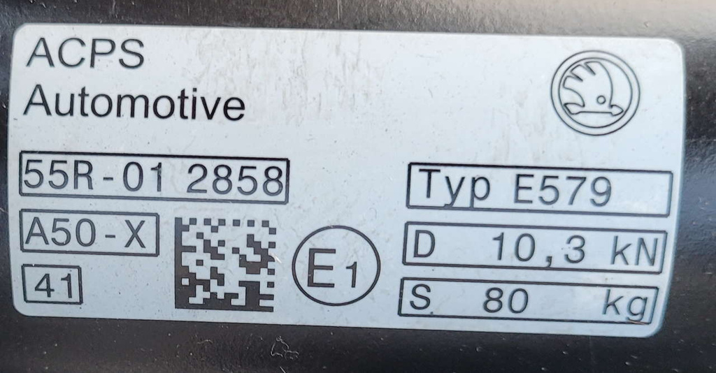 Skoda Octavia IV NX elektryczny hak holowniczy 5E3803881A - ZESTAW