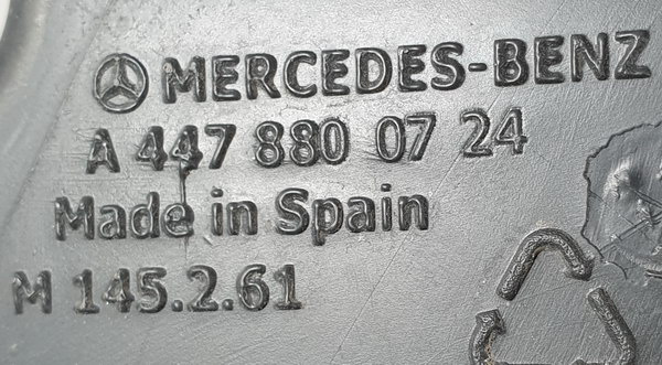Mercedes Vito 447 wlot kanał powietrza PRAWA A4478800724 ORG