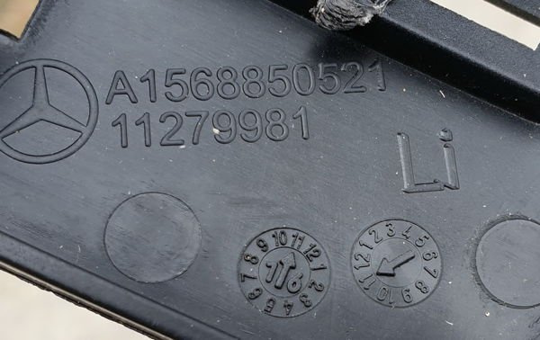 Mercedes GLA W156 X156 ślizg przód lewy A1568850521