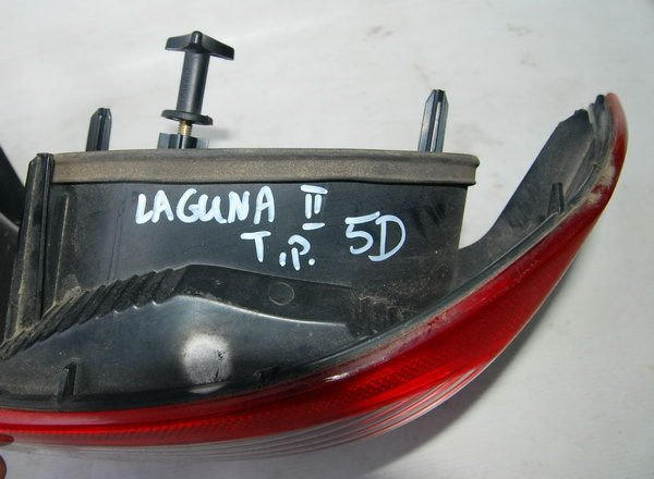 Renault Laguna II 2002 lampa TYLNA PRAWA