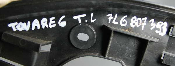 VW Touareg ślizg TYŁ TYLNY LEWY 7L6807393