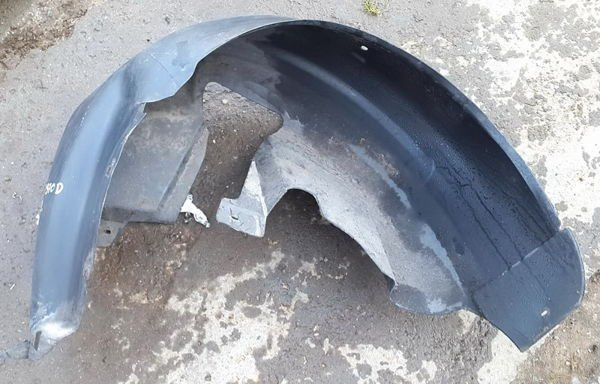 Seat Altea Toledo III nadkole tył tylne PRAWE 5P5810970D