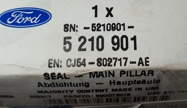 Ford Kuga '13- wspornik błotnika lewy 5210901 NOWY